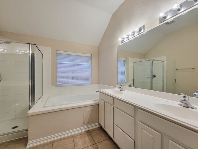 Building Photo - 6806 Haley Ct