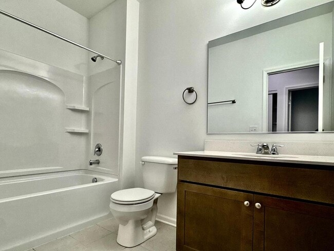 Building Photo - 4397 Chelsea Mnr Cir