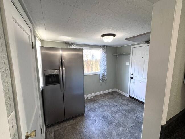 Building Photo - Beautifully Remodeled Home Near Terry Park