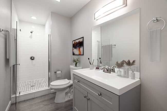 Building Photo - 5014 Chaparral Way