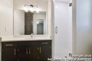 Building Photo - 212 Galvin Dr