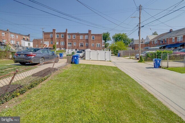 Building Photo - 4100 Colborne Rd