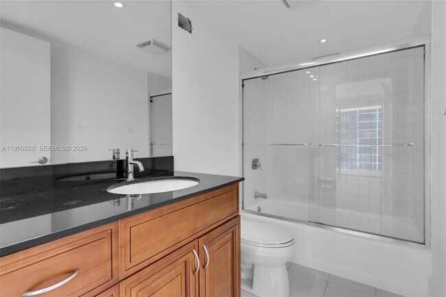 Building Photo - 1901 Brickell Ave