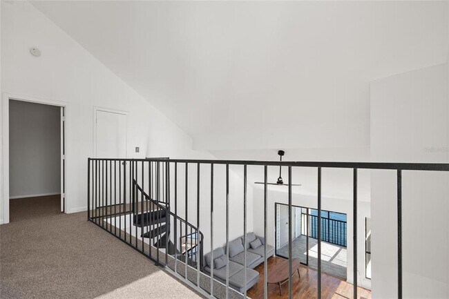 Building Photo - 3127 W Sligh Ave