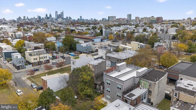 Building Photo - 2219 N 4th St