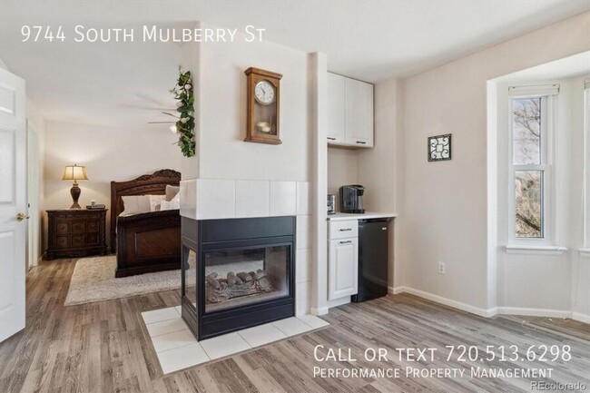 Building Photo - 9744 S Mulberry St