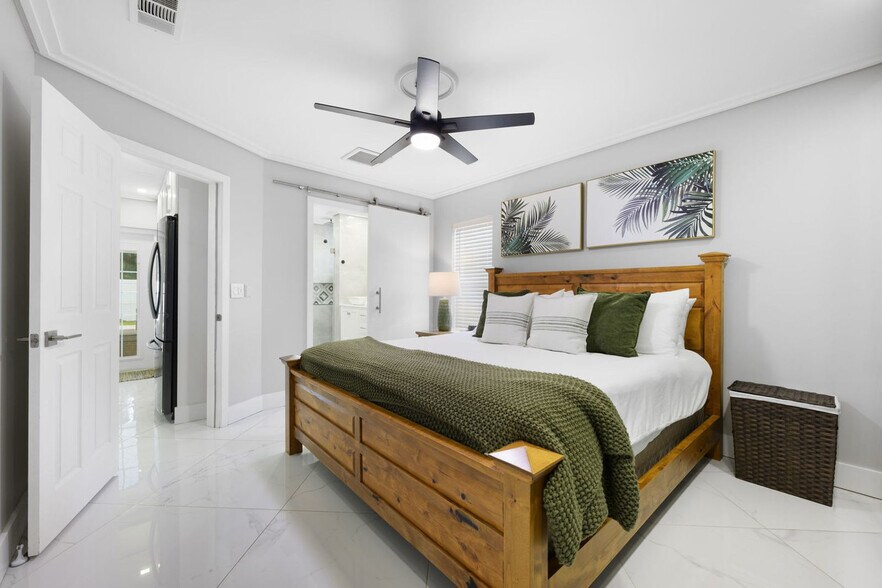 Building Photo - 10356 57th Way N