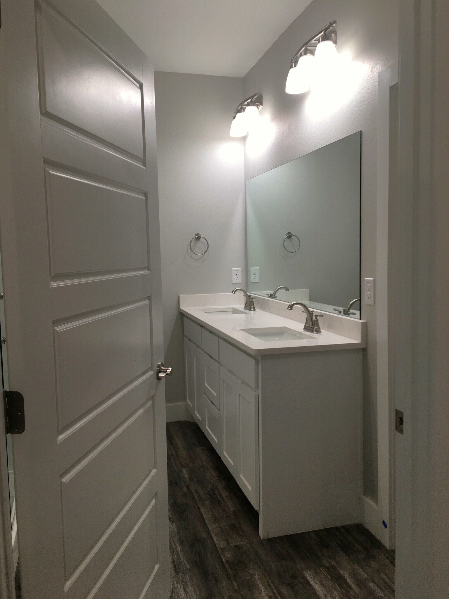 Building Photo - 709 W Woodard St