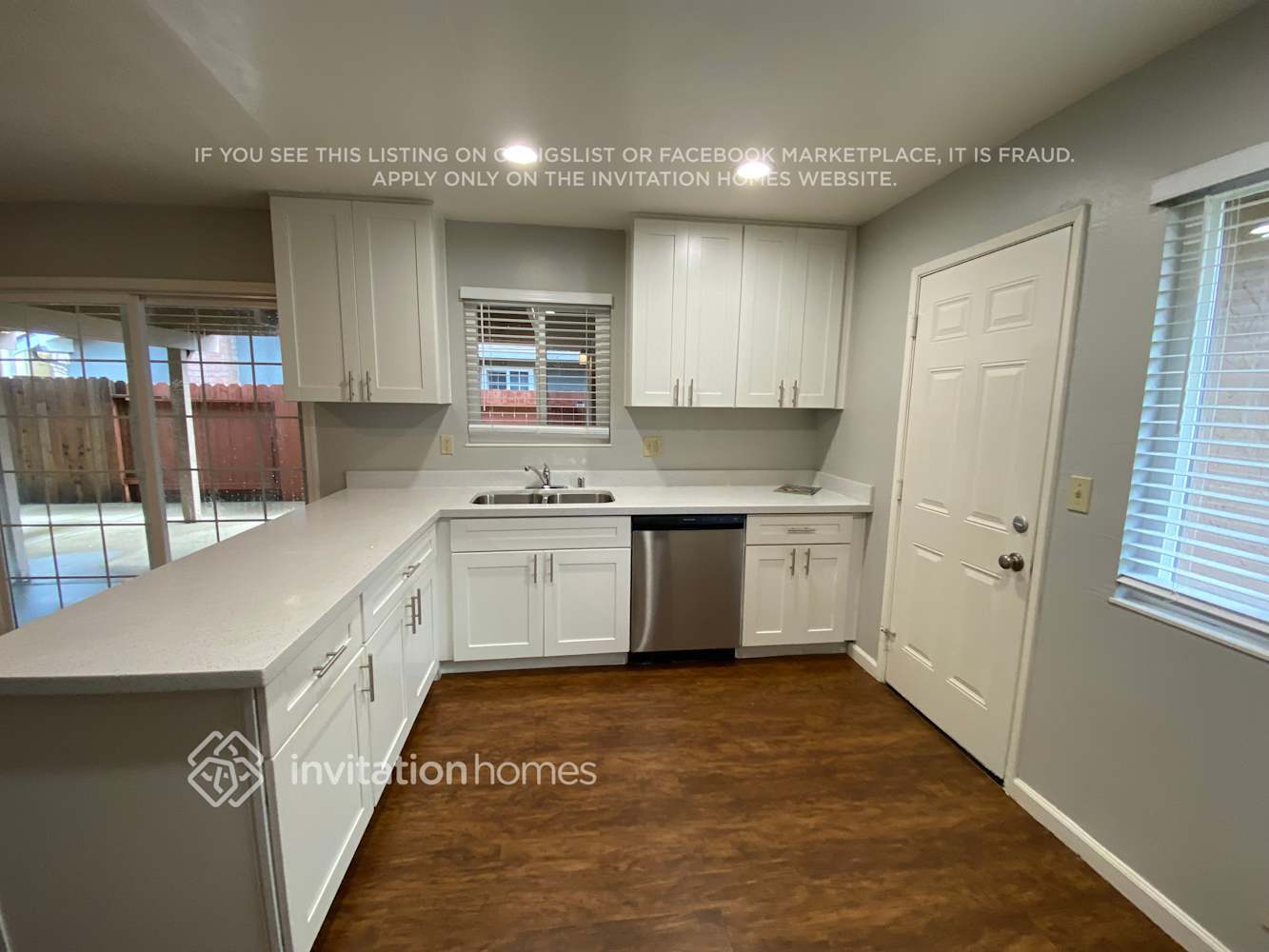 Building Photo - 616 Frieda Dr