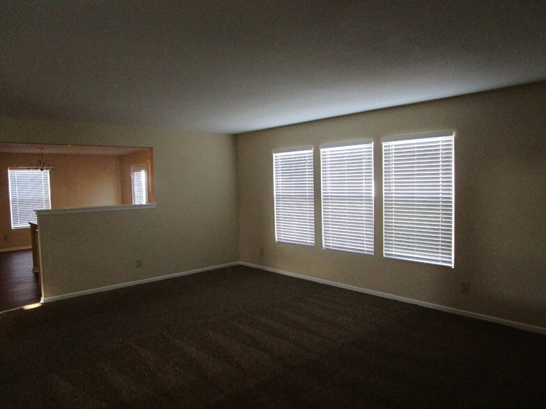 Building Photo - 2890 Sentiment Ln