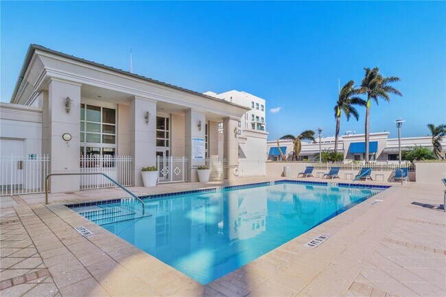 Building Photo - 331 Cleveland St