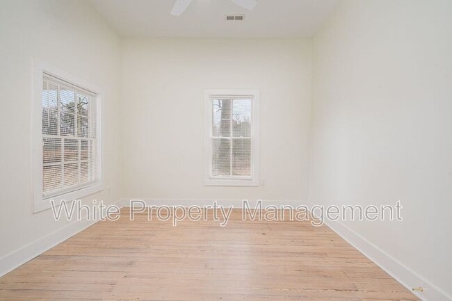 Building Photo - 3612 E Brief Rd