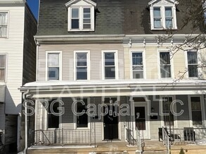 Building Photo - 1433 Monroe St