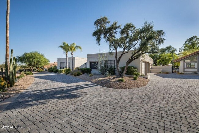 Building Photo - 22012 N 84th Pl