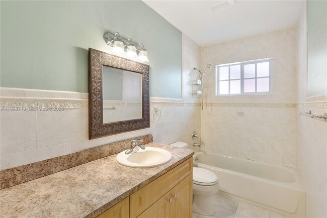 Building Photo - 1333 SW 16th St