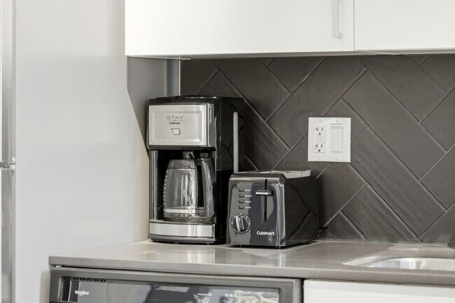 Building Photo - 417 S Dearborn St