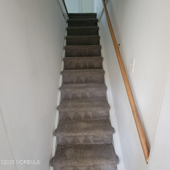 Building Photo - 922 NJ-34