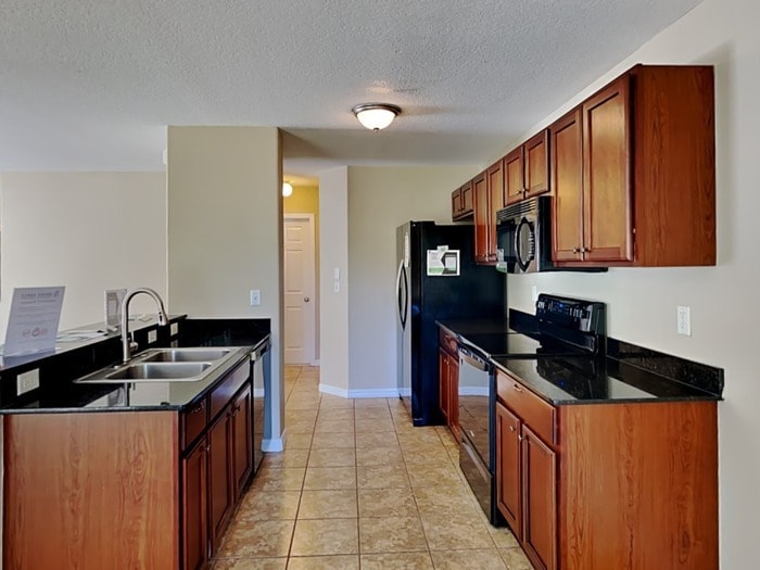 Building Photo - 1845 Holton Rd