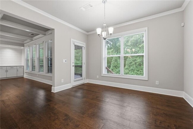 Building Photo - 710 Deer Holw Trce
