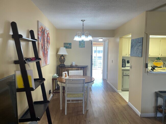 Building Photo - 183 Dorchester E