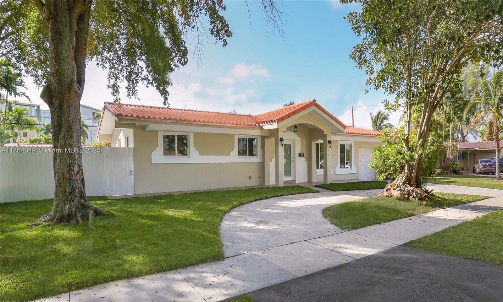 Building Photo - 8870 SW 87th St
