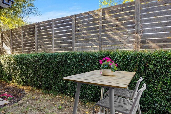 Building Photo - 3504 Clawson Rd