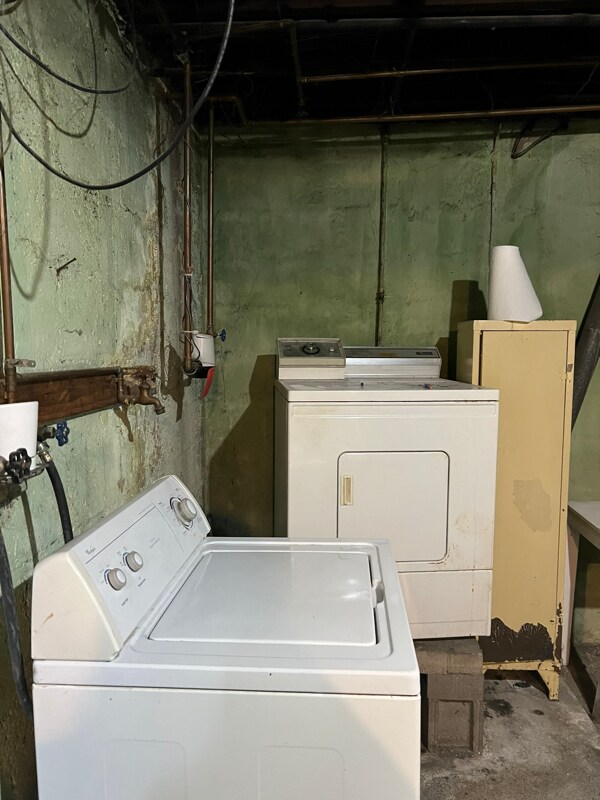 Building Photo - 806 N 3rd St