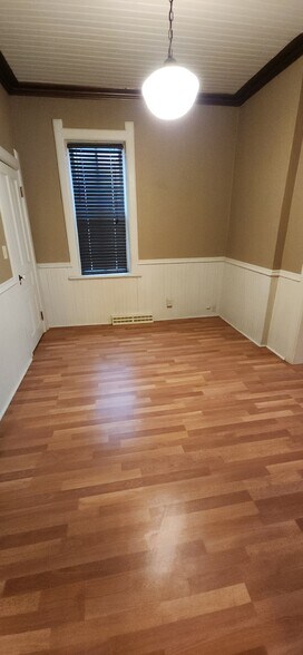 Building Photo - 1734 N Pulaski St