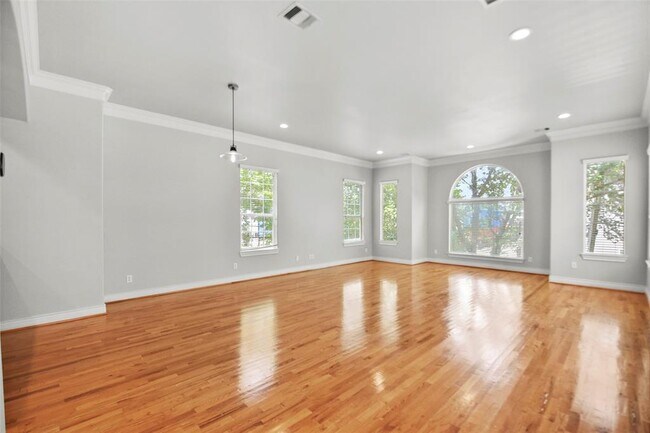Building Photo - 1602 Colorado St