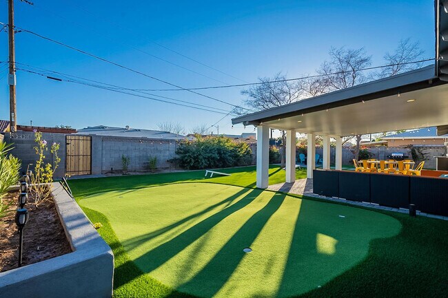 Building Photo - 7535 E Princeton Ave