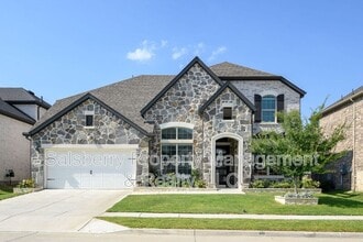 Building Photo - 1140 Huckleberry St