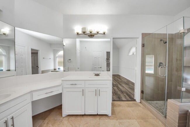 Building Photo - 11207 Satin Tail Ln