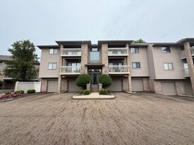 Building Photo - 3800 Rosemont Blvd