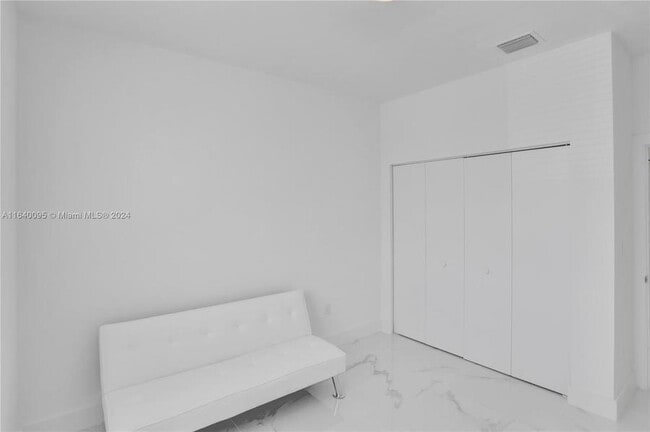 Building Photo - 10271 NW 72nd St