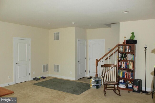 Building Photo - 42755 Puller Terrace