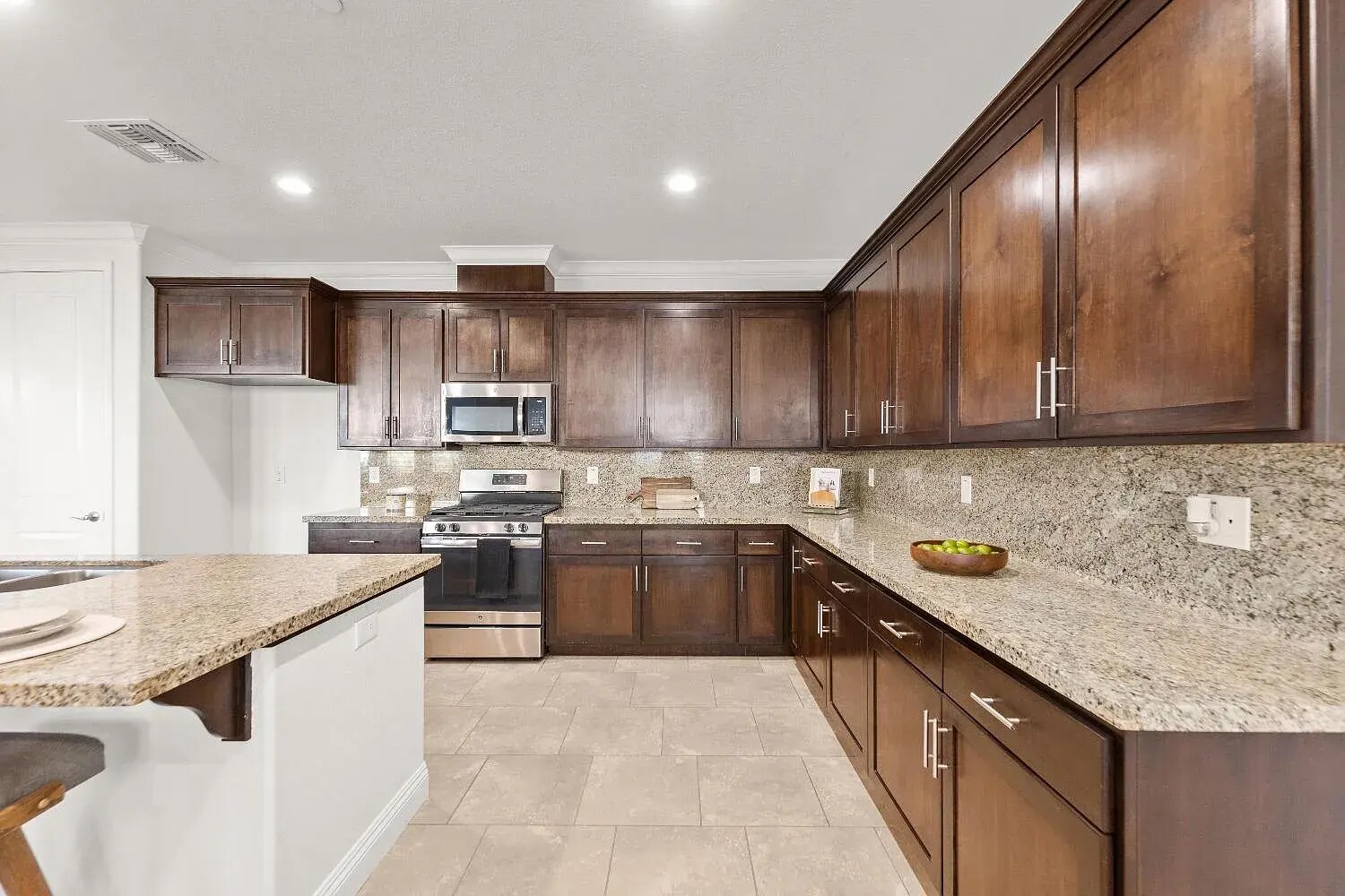 Building Photo - 663 Addison Ln