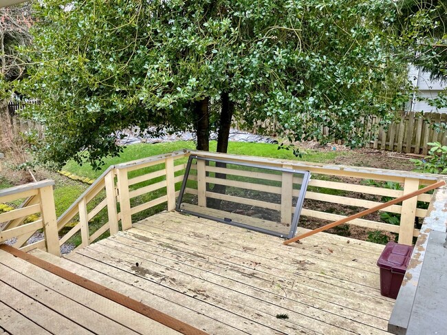 Building Photo - Charming 3 Bed 2.5 Bath Home in Newcastle
