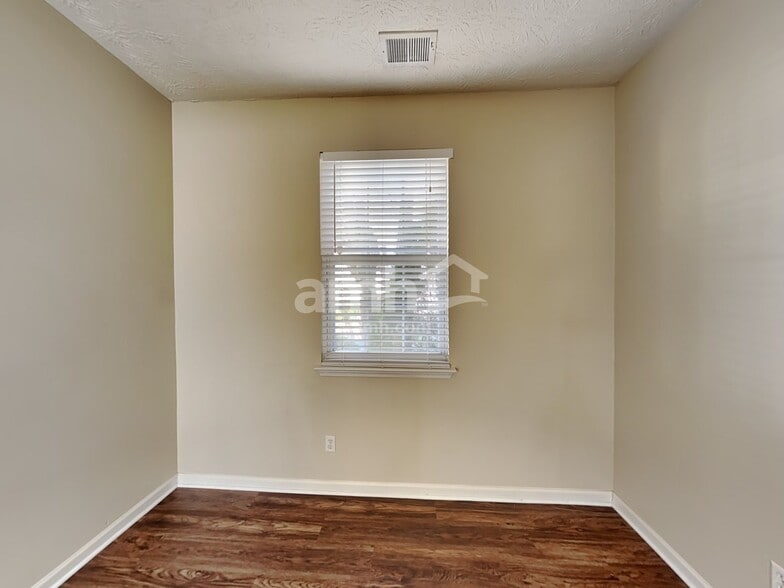 Building Photo - 408 Windcroft Cir NW