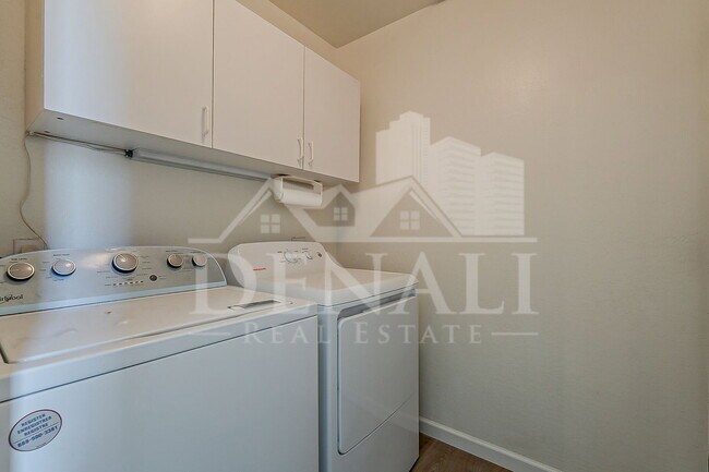 Building Photo - 15728 N 104th St