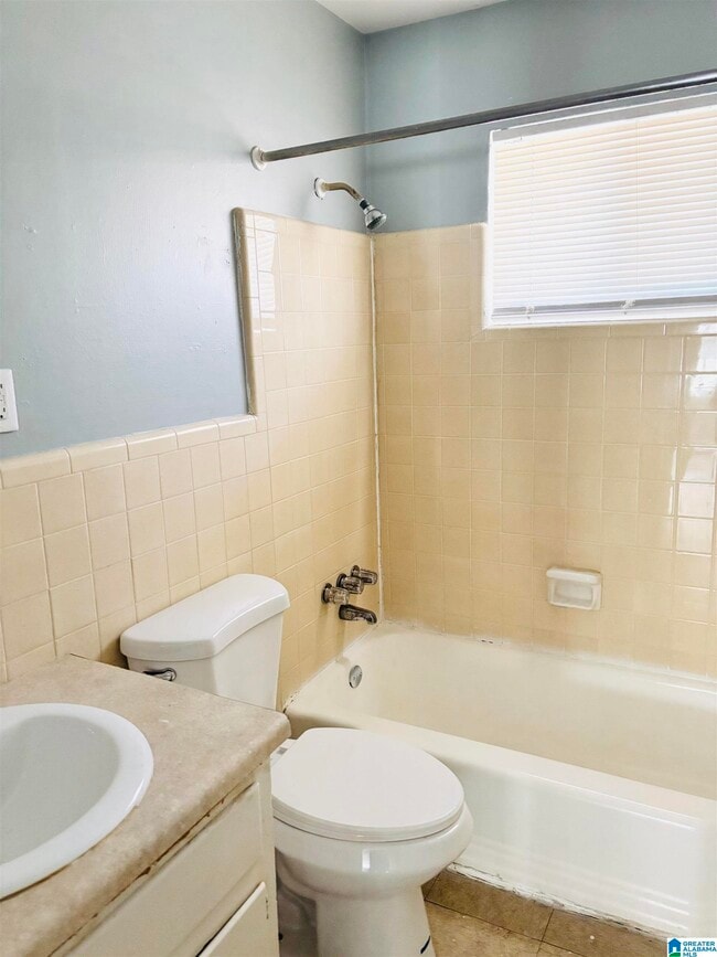 Building Photo - 7748 Rugby Ave