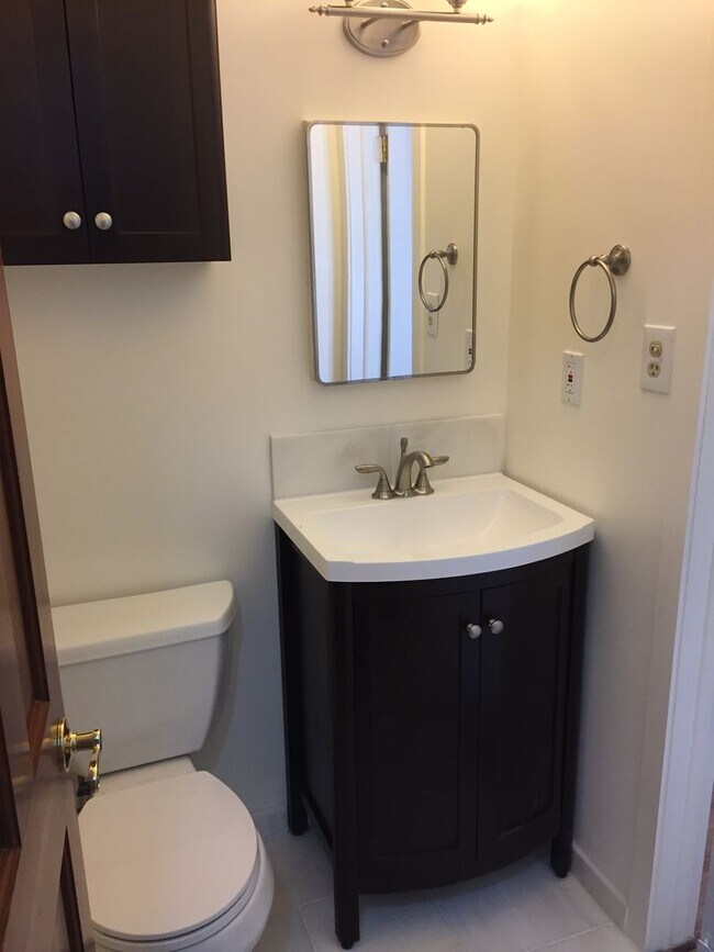 Building Photo - Spacious 4 Bed Home in South Boulder Near CU & Trails