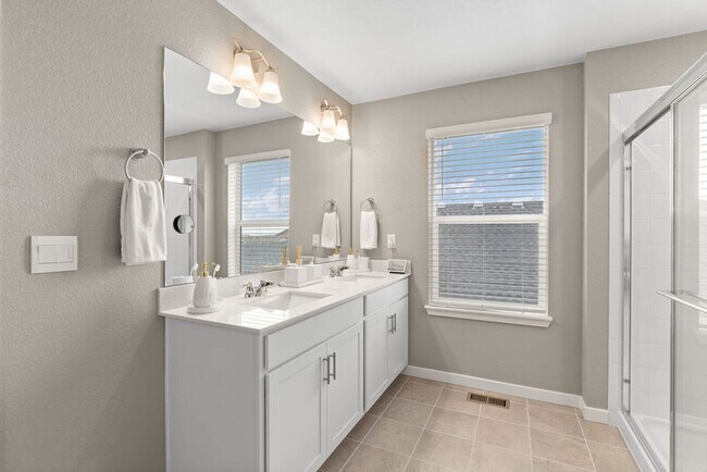 Building Photo - 2186 Prairie Smoke Dr