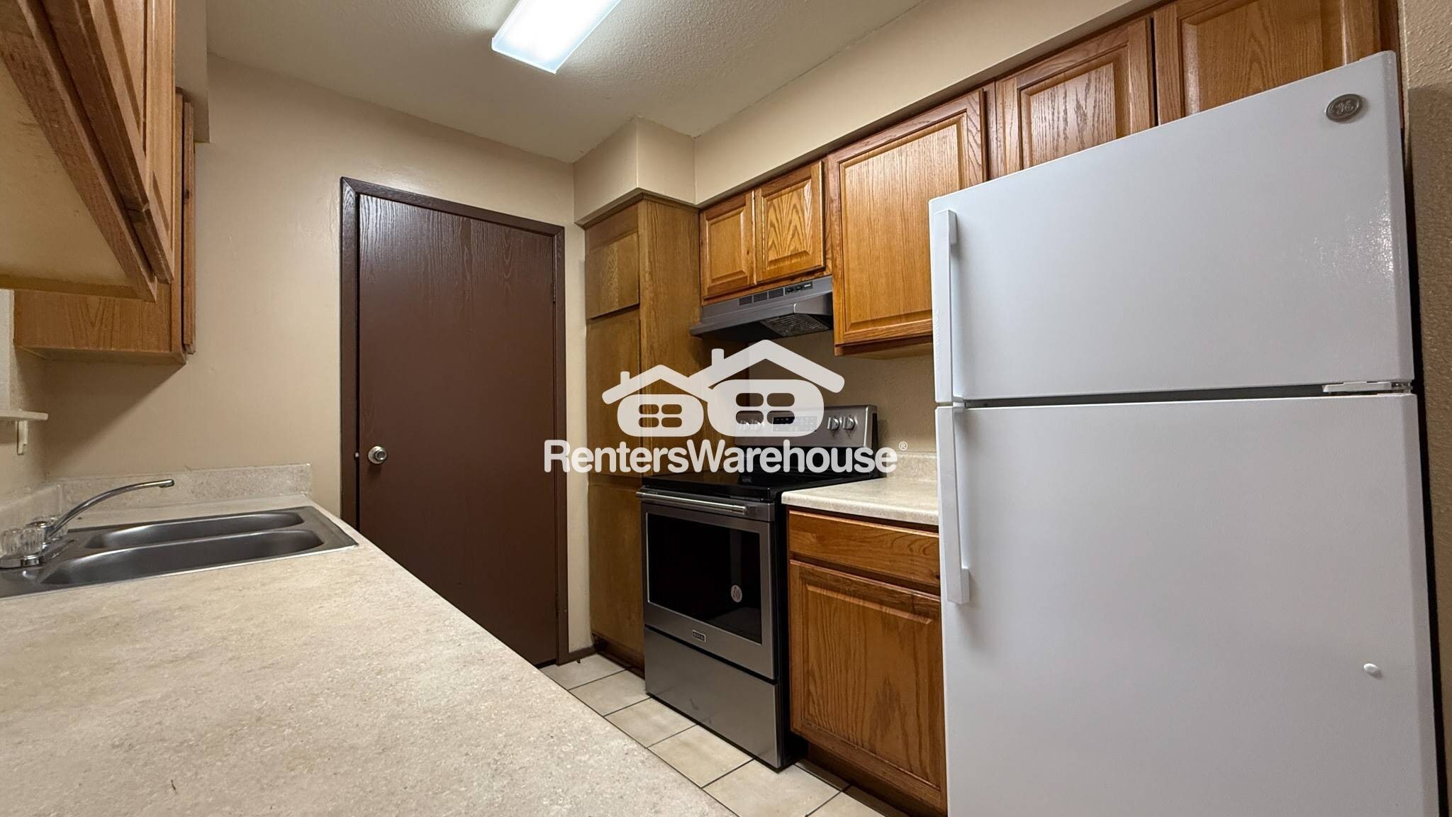Building Photo - 13480 S Thorntree Dr