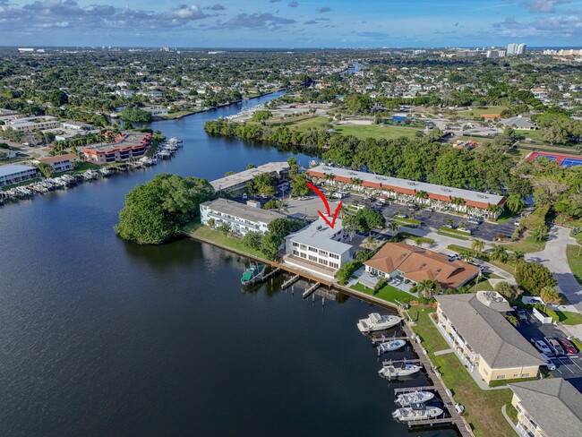 Building Photo - 624 Southwind Cir