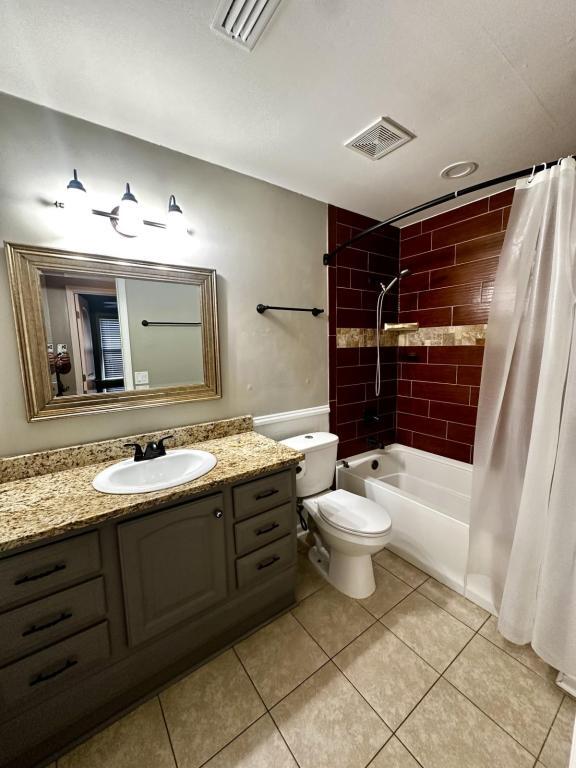 Building Photo - 607 Chickasaw Rd