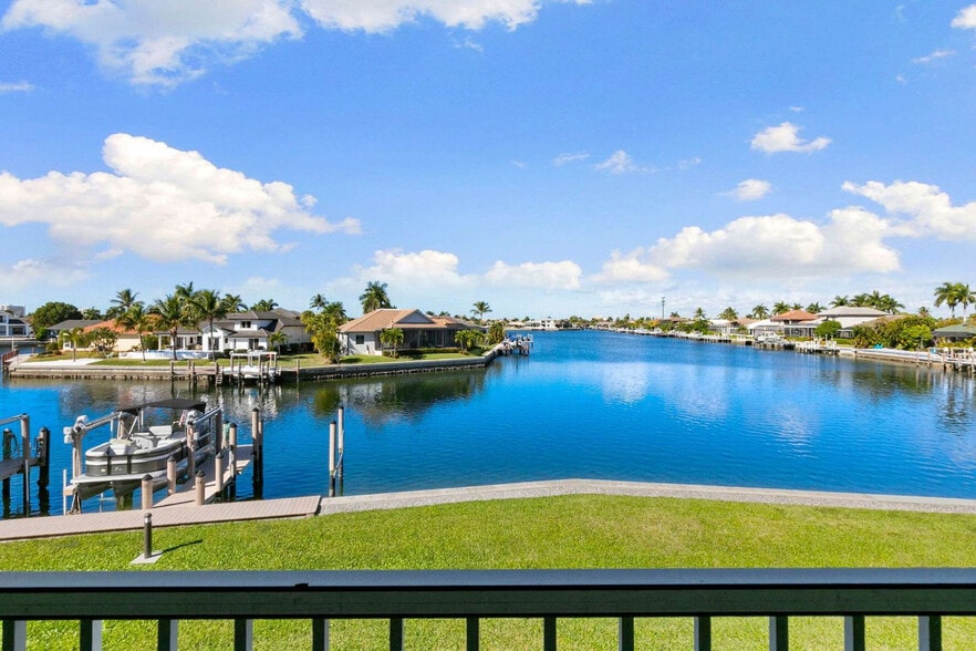Building Photo - 226 Waterway Ct
