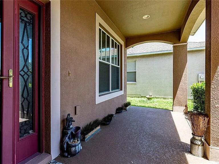 Building Photo - 7326 Forest Mere Dr