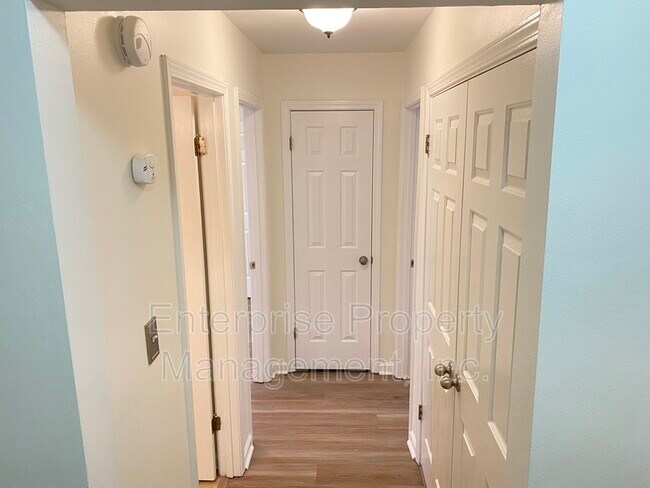 Building Photo - 7125 Showboat Ln