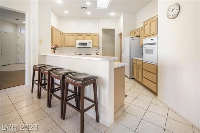 Building Photo - 3033 Highland Falls Dr