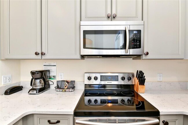 Building Photo - 8048 Dreamsicle Dr